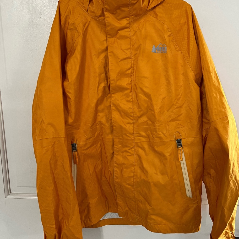 REI Yellow Raincoat Lightweight Athletic Style